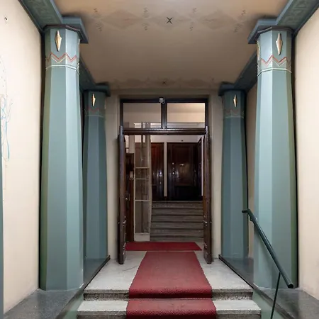 Bright Center Flat, Sleeps 6 Appartement